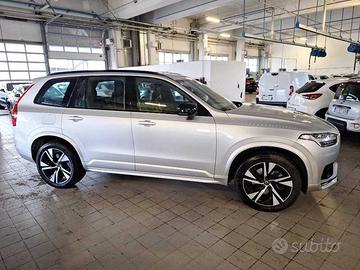 VOLVO XC90 B5 D AWD Geartronic R-Design