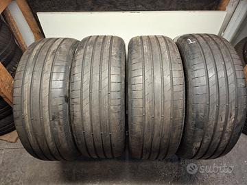 gomme 235/50/18 Goodyear al 75%
