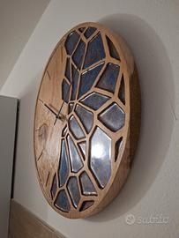 orologio  in legno fato a mano 