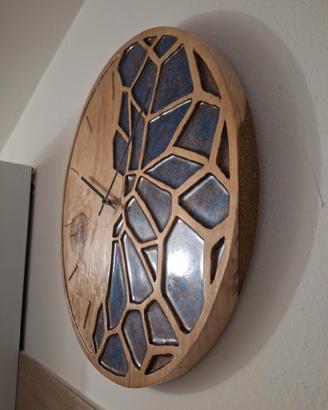 orologio  in legno fato a mano 