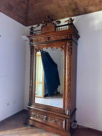 Armadio d'epoca fine 700