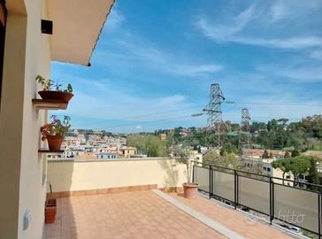 PORTUENSE TRULLO TRILOCALE ARREDATO Con TERRAZZO