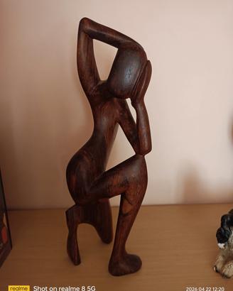 statua in legno