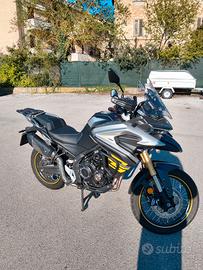 Moto Voge 525