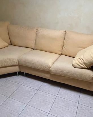 Divano angolare in tessuto