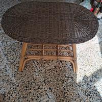 Tavolino in vimini 