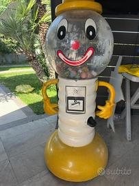 Distributore  di palline