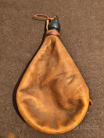 Antica borraccia 