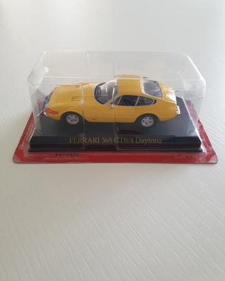Modellino Ferrari 365 GTB/4 Daytona scala 1:43