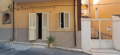 Trilocale in centro storico Gela