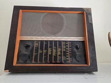 Rara radio inglese vintage