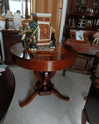 tavolo da centro, con piano a scacchiera 