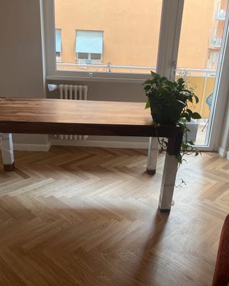 Tavolo kare design