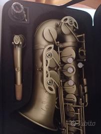sax contralto nuovo con astuccio 