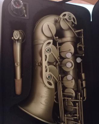 sax contralto nuovo con astuccio 