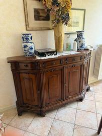 MOBILI IN STILE ANTICO