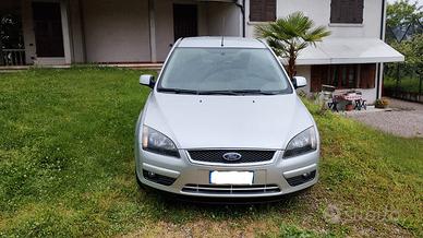 FORD FOCUS CMAX 1.6 CDTI NEOPATENTATI 