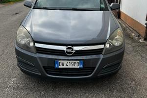 Opel astra H 1.7