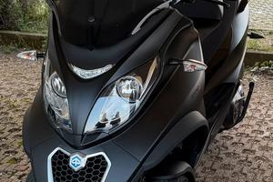 Piaggio MP3 500 LT tenuto bene SOLI 4000km