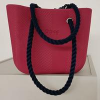 borsa O Bag colore fucsia e blu 