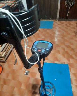 Metal Detector nuovo mai usato