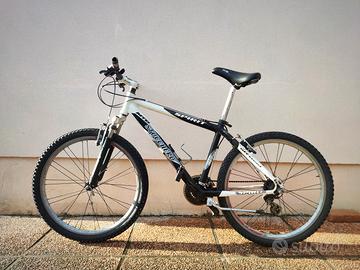 Bicicletta Mountain bike S/M