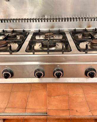 Cucina professionale in Blocco