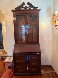 Secretaire con vetrina in mogano, stile inglese