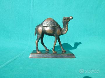 Anni 50 STATUETTA DROMEDARIO OTTONE