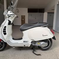 piaggio vespa gts super 