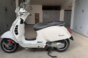 piaggio vespa gts super 