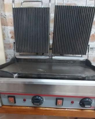 PIASTRA PANINI BISTECCHIERA PROFESSIONALE IN GHISA
