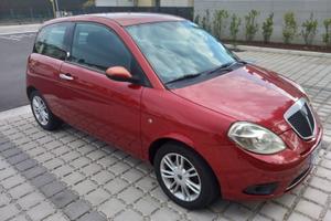 Lancia ypsilon 1.4 benz. GPL
