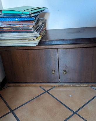 Mobiletto Basso in Legno