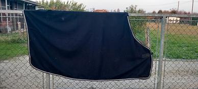coperta in pile cavallo