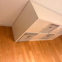 Cassettiera bianca  con contenitori