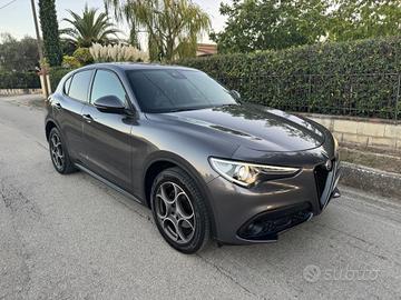 Alfa Romeo Stelvio 2.2 Turbodiesel 210 CV AT8 Q4 E