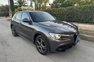 Alfa Romeo Stelvio 2.2 Turbodiesel 210 CV AT8 Q4 E