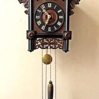 Antico orologio a cucu' del cacciatore