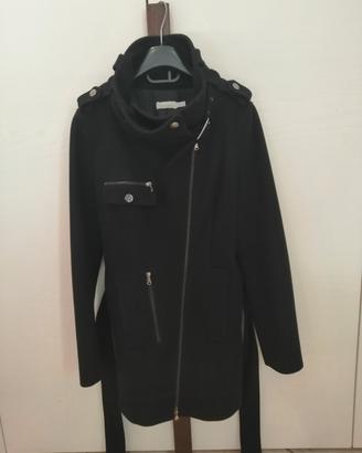 Cappotto Pinko in lana nera