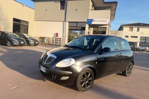 Lancia Ypsilon 1.2 Argento