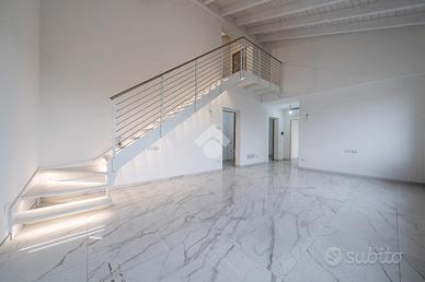 VILLA SINGOLA A REGGIO NELL'EMILIA