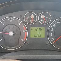 Ford Fiesta 5 1.4tdi 68cv bassi consumi