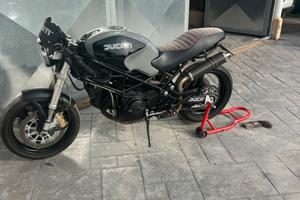 Ducati monster 750 cafe’race iscritta asi