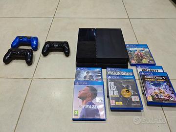 PS4 + 3 joystick + giochi