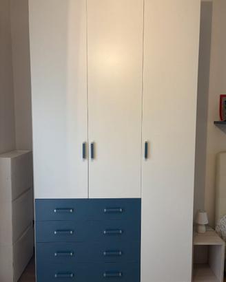 Armadio + Mensole + Comodino + Letto contenitore