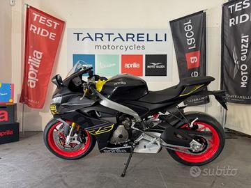 Aprilia RS 660 E5+ VENOM YELLOW 35kw - BLUE M...