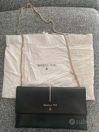 Pochette nera Patrizia Pepe