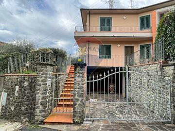 Villa a schiera - Bagni di Lucca