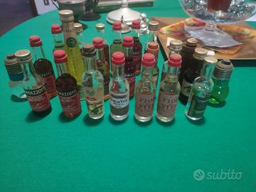 Bottigliette mignon di liquore anni 70-80